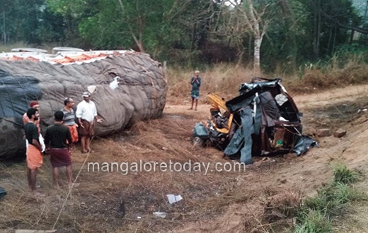 Kasargod accident